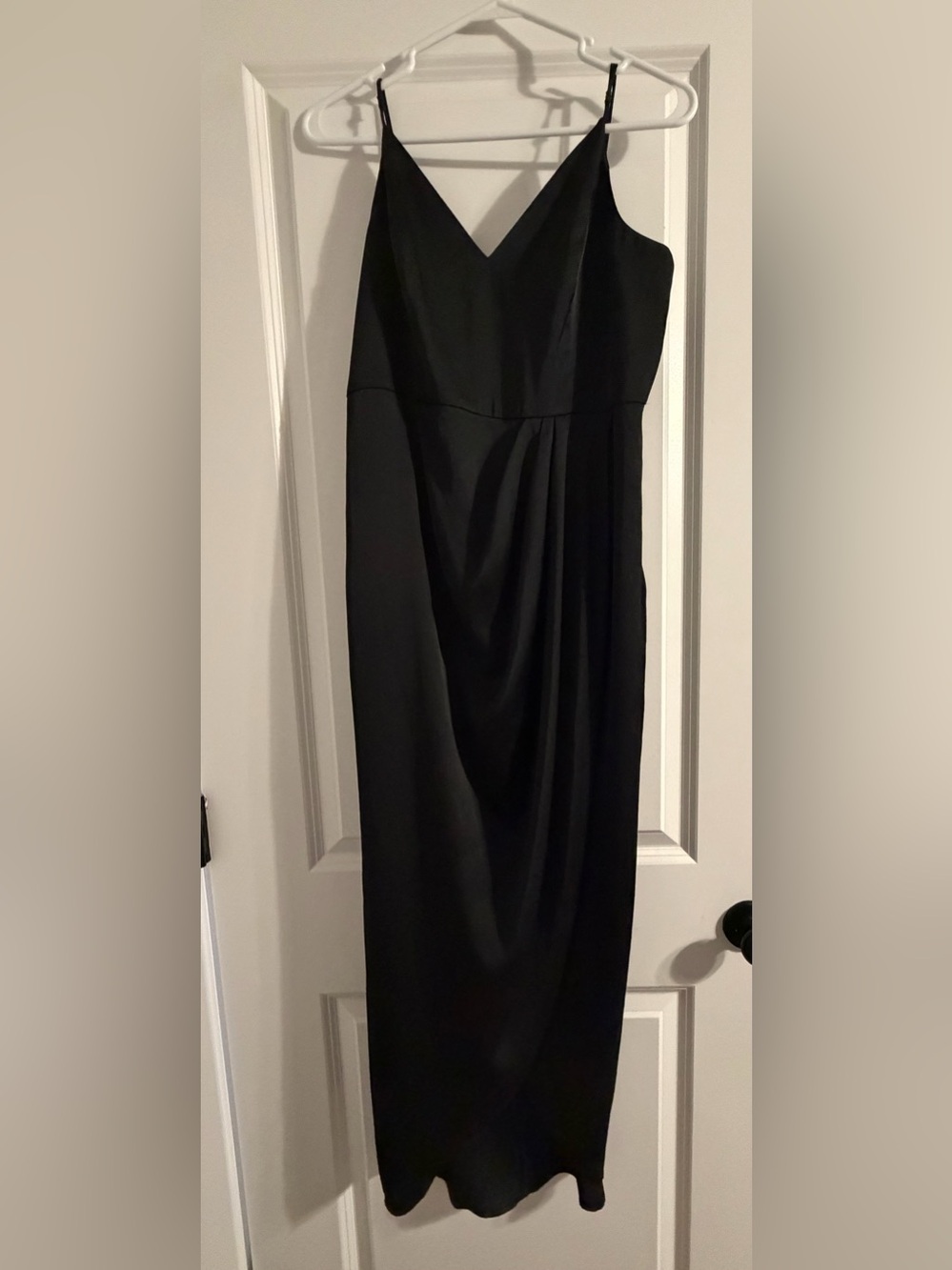 EXPRESS Elegant Black Slip Maxi Dress with V-Neck